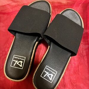 Dirty laundry black platform sandals